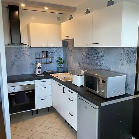 아파트 L'hermione *