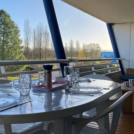 L'hermione Dienville